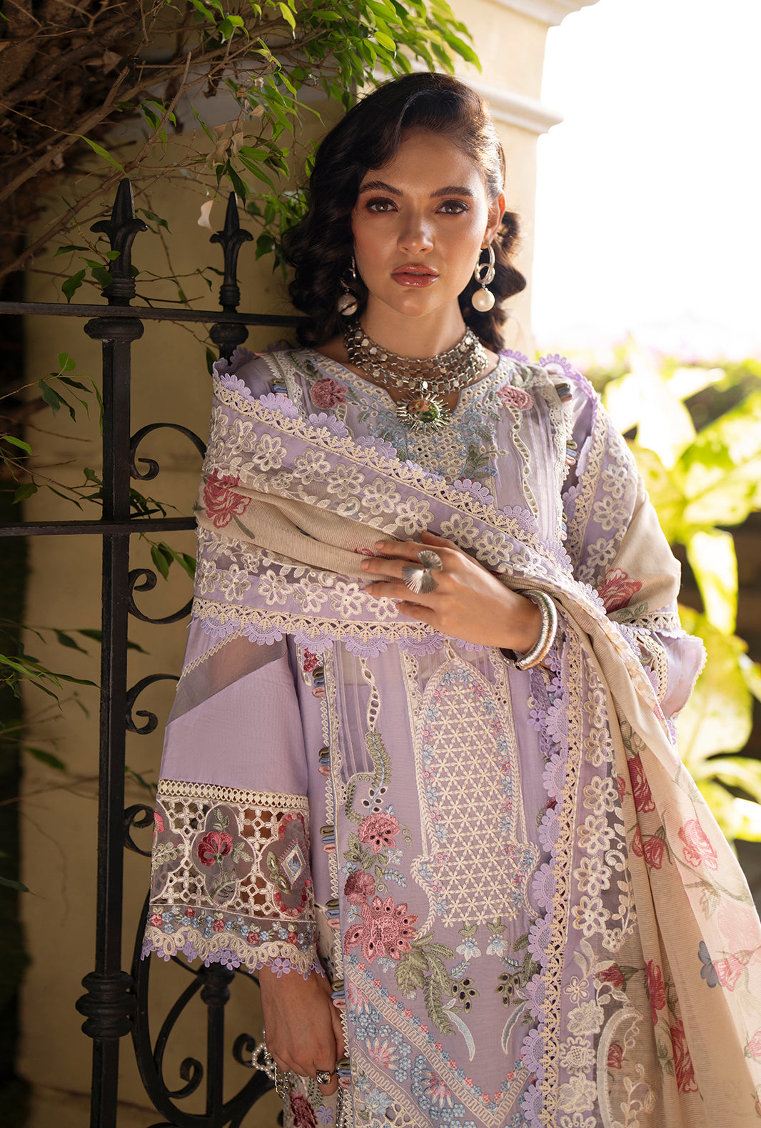 Evara Luxury Lawn – AJR Couture